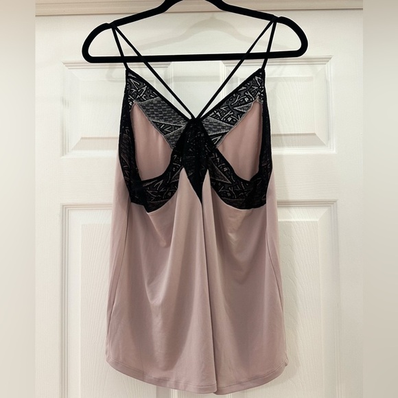 NWT Express Lace Trim V Neck Stretch Cami Blush Pink Black sz Large - Picture 3 of 6